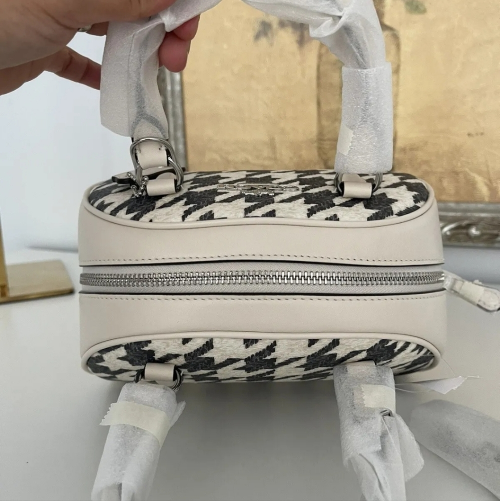 New COACH Silver/Cream/Black Sydney Satchel With Houndstooth Print - Picture 5 of 9